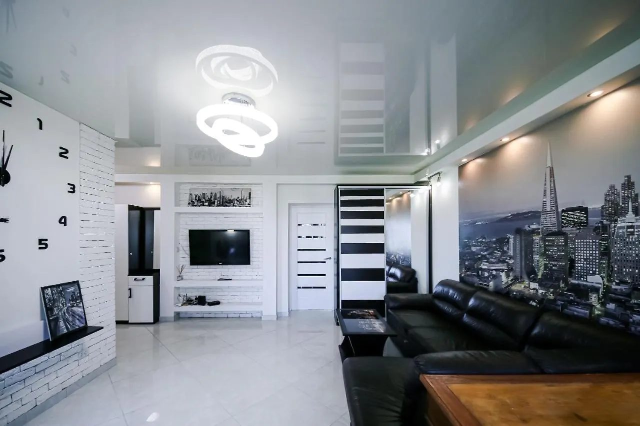 Апартаменти 2К На Бульварі Лесі Українки, Поруч З Метро Печерська. Kyiv Apartment